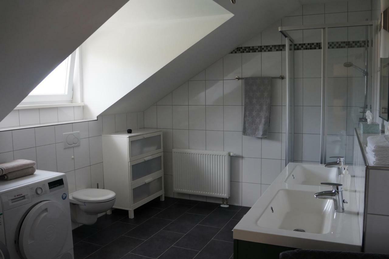 Ferienhaus Lindelburg 슈발젠호프 외부 사진